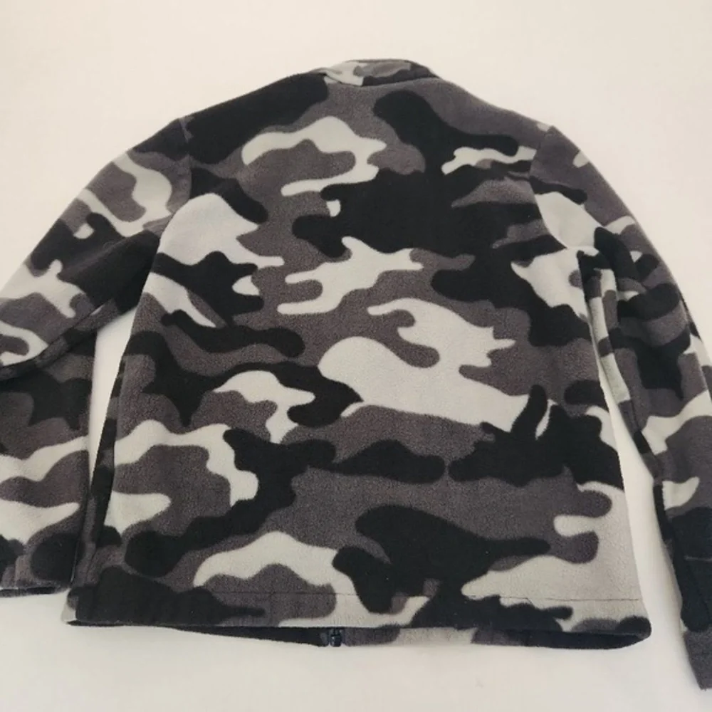 Eddie Bauer Fleece‎ Jacket Kids Size M 10/12 Grey Camo Outdoor Full-Zip Warm - Picture 5 of 8